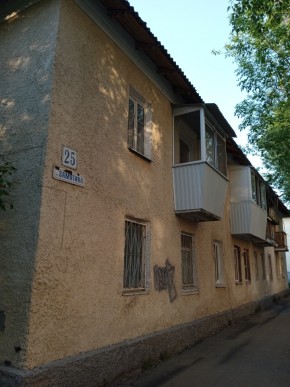 пер. Замятина,25 в Нижняя Салда - nizhnyaya-salda.yutvil.ru пер. Замятина,25 в Нижняя Салда - nizhnyaya-salda.yutvil.ru