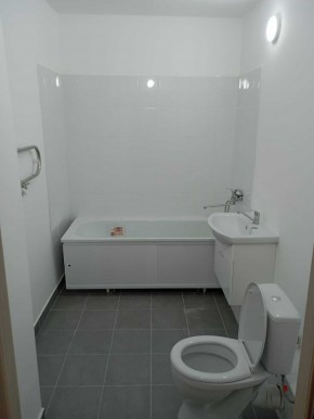 ул. Академика Ландау,36 в Нижняя Салда - nizhnyaya-salda.yutvil.ru - фото 7